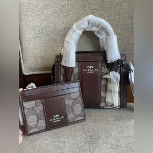 NWT！2 PCS COACH ANDREA MINI CARRYALL IN SIGNATURE JACQUARD (CU986)and CARD CASE
